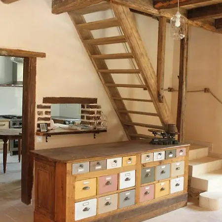 Du Moulin D'hilleraie *